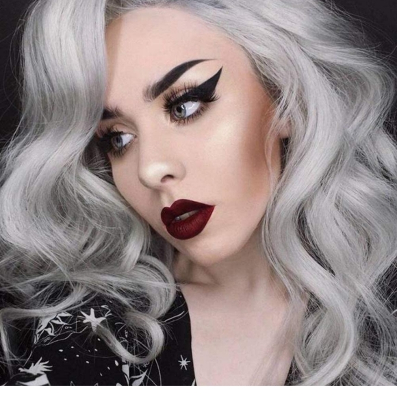 Gray Wavy Beauty Lace Front Wig
